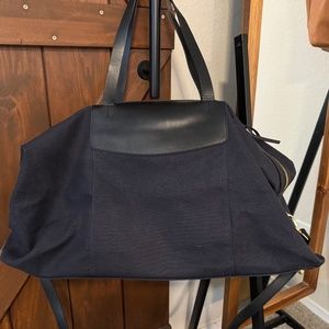 Cuyana Le Sud Weekender - Black & Navy